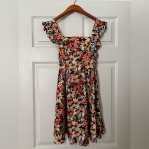 Floral Dress with Ruffled Sleeves. Size S. Brand new, never worn.